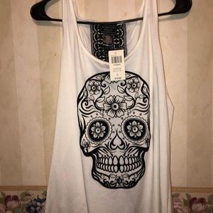 Hot topic skull tank